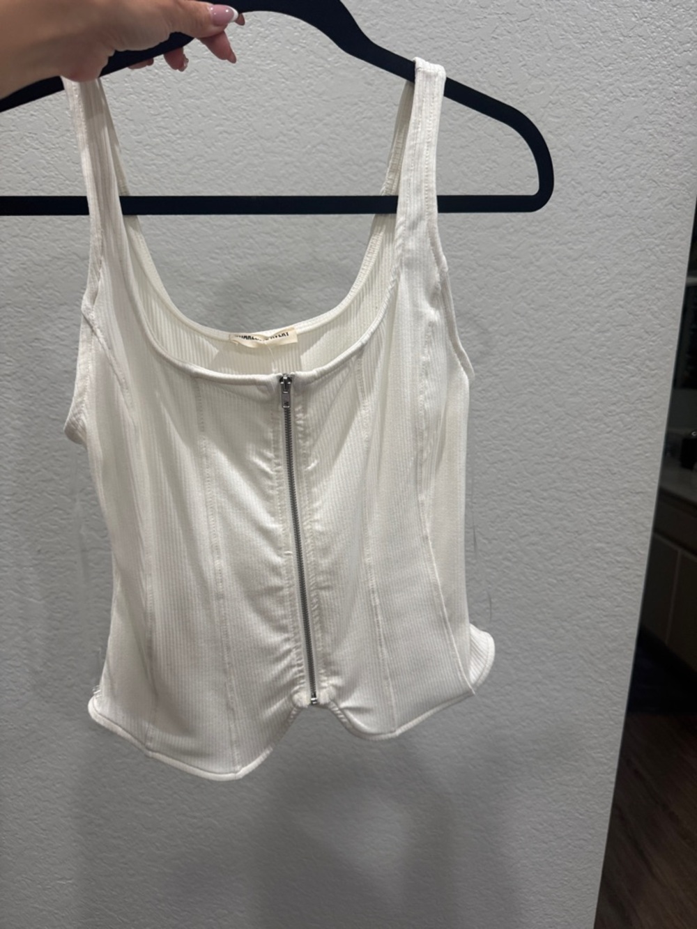 White Ribbed Zip-Front Camisole Tank - Picture 5 of 5